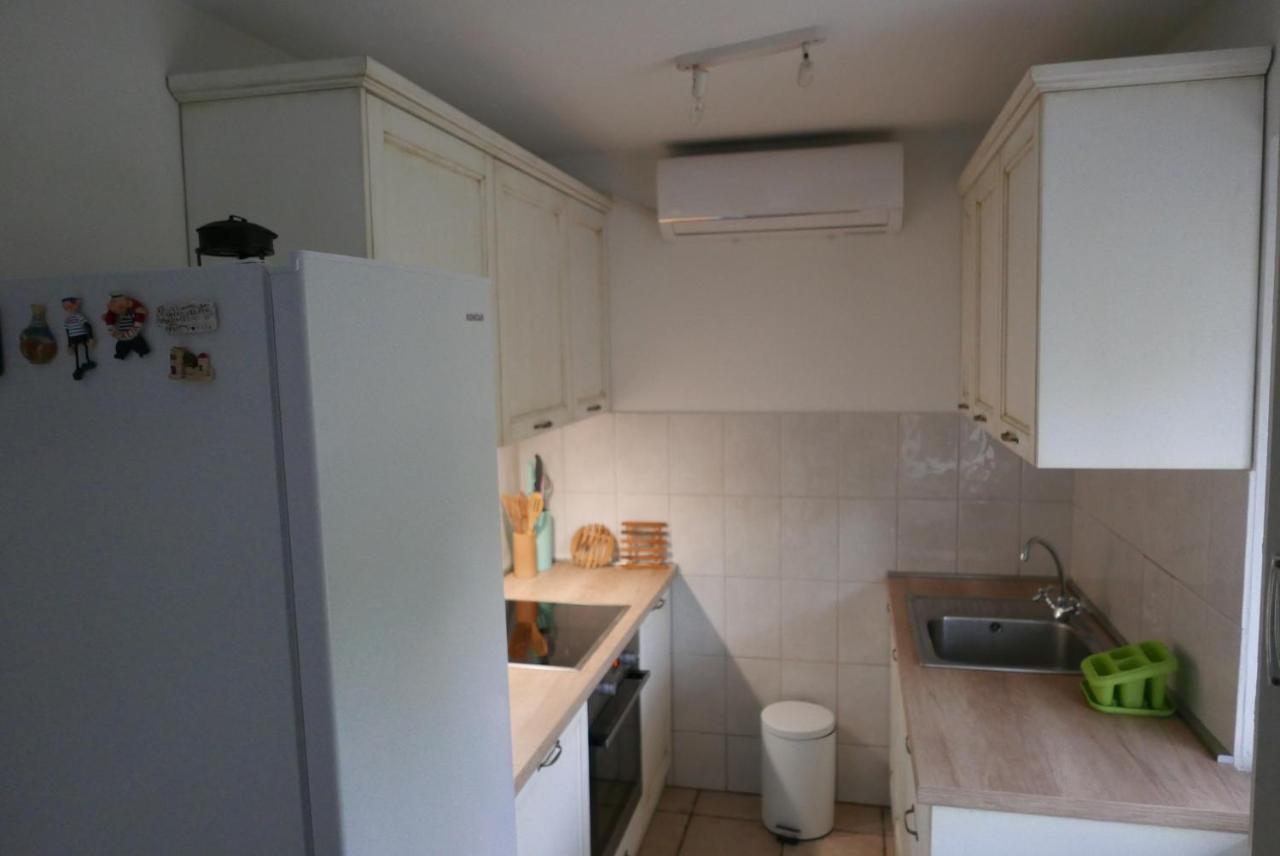 Vacation House "Pave" Povlja  Extérieur photo